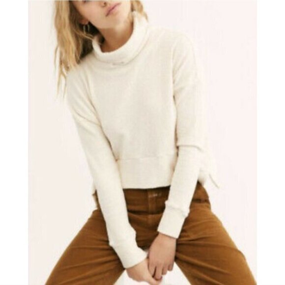 Free People Look Sharp Ivory Cowl Neck Sweater Size L - Picture 4 of 9